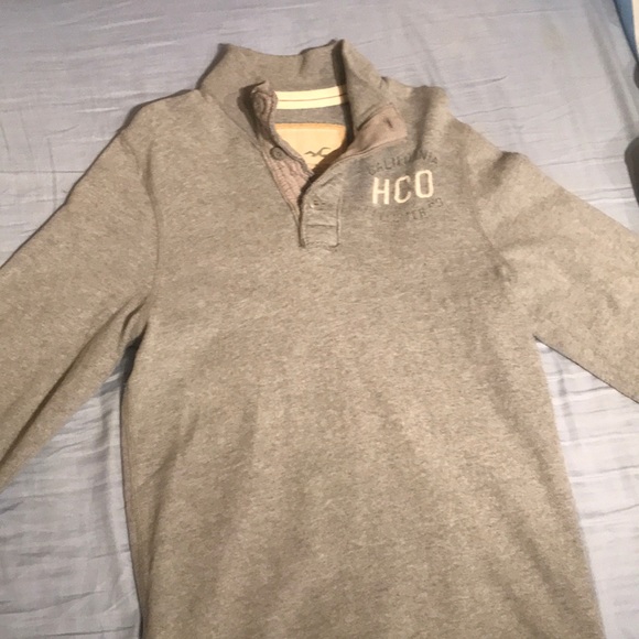 Hollister Mens Pullover- 100% Cotton - Picture 2 of 4